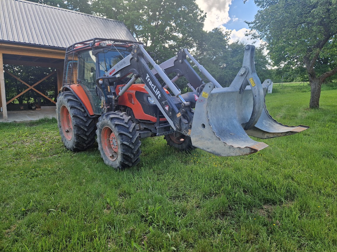 Kubota M9960H-C