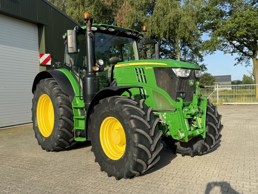 John Deere 6215 R Autopower