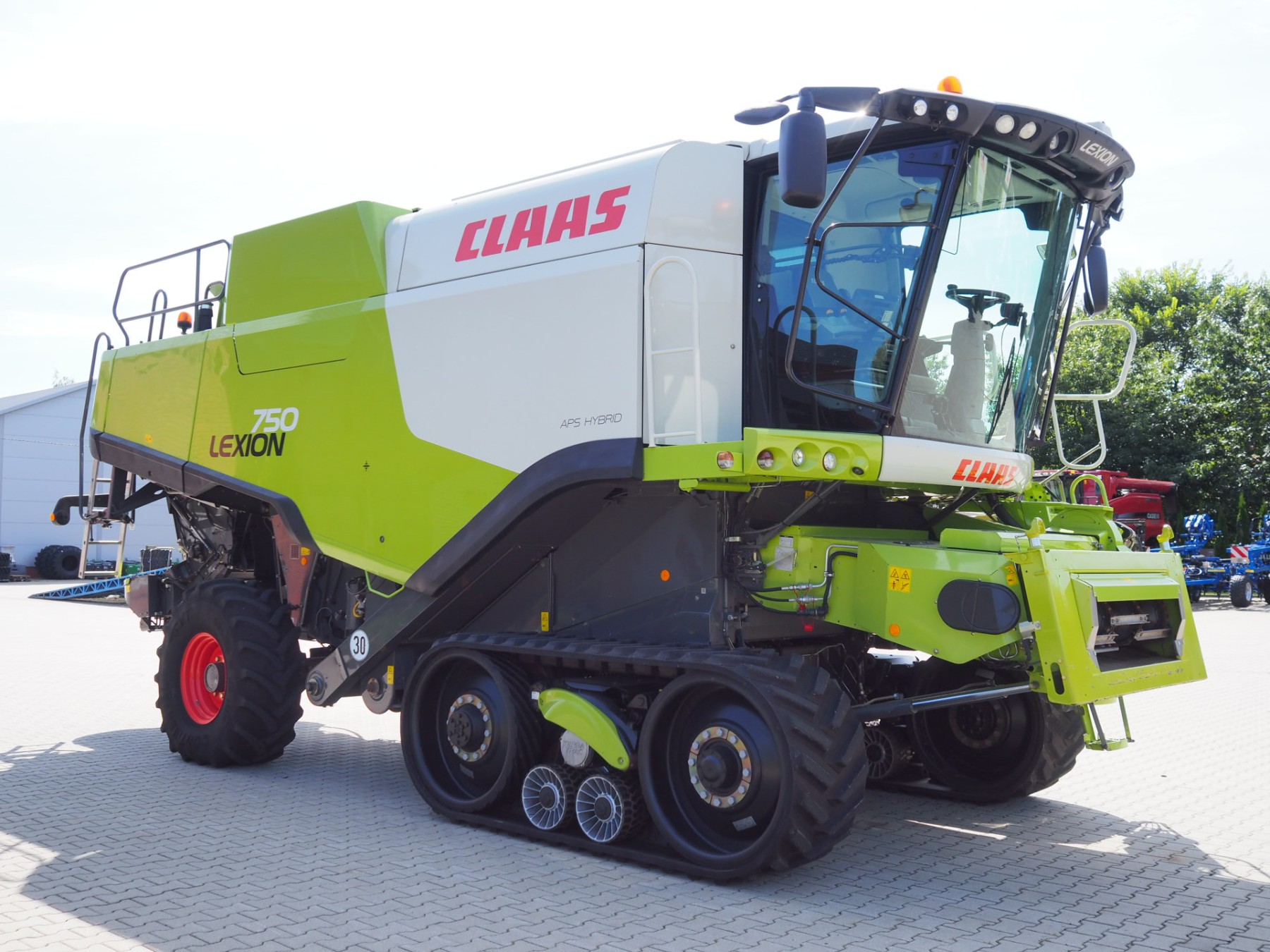 CLAAS Lexion 750TT + V900