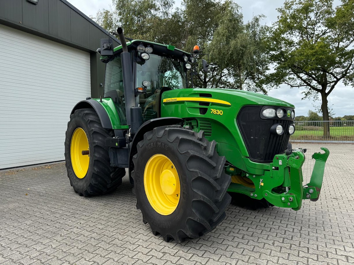 John Deere 7830 AP