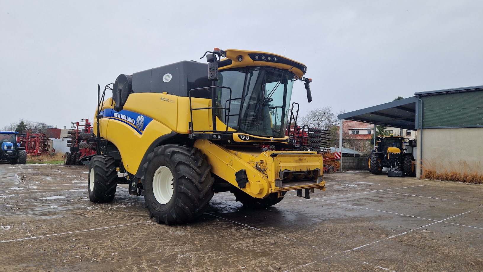 New Holland CX 8.85 + Varifeed 9,15