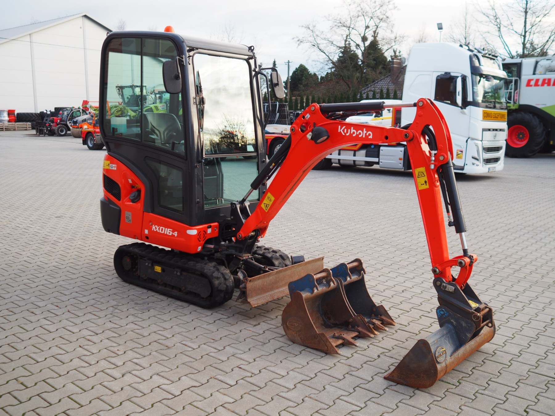 Kubota KX016-4