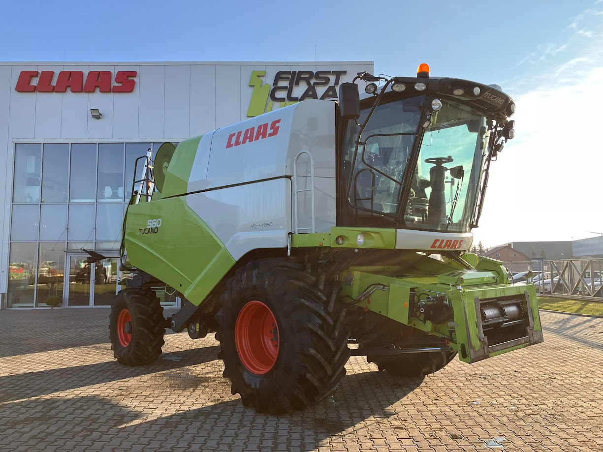 CLAAS Tucano 560